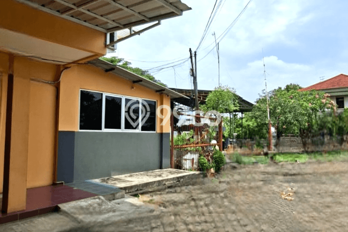 Ruko Dijual Lokasi Emas di Cakung Luas 240m2 Ruko Dijual Lokasi Emas di Cakung Luas 240m2