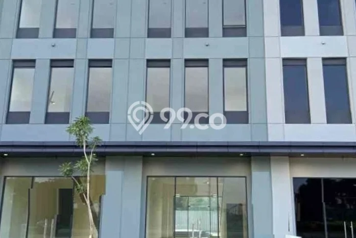 Ruko Disewa di Jakarta Timur dengan LB 288m2 Area Komersial Ramai Ruko Disewa di Jakarta Timur dengan LB 288m2 Area Komersial Ramai