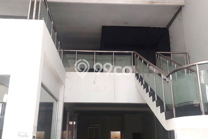 INVESTASI POTENSIAL! Ruko Kawasan Koja, Luas 356m², Tingkat ROI Tinggi INVESTASI POTENSIAL! Ruko Kawasan Koja, Luas 356m², Tingkat ROI Tinggi