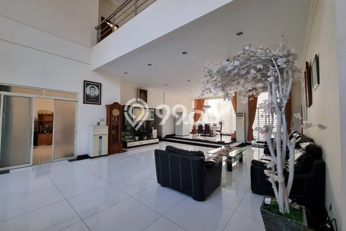 For Sale! Premium House LT 459m2 Desain Elegan di Pantai Indah Kapuk For Sale! Premium House LT 459m2 Desain Elegan di Pantai Indah Kapuk