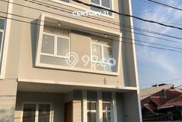 Siap Huni Rumah Mewah 3 Kamar di Pancoran Dekat ke Mana Saja Siap Huni Rumah Mewah 3 Kamar di Pancoran Dekat ke Mana Saja
