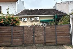 Hunian Eksklusif Dijual LT 266m2 di Ciputat, Tangerang Selatan Hunian Eksklusif Dijual LT 266m2 di Ciputat, Tangerang Selatan