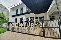 For Sale! Luxury House LT 144m2 Desain Elegan di Bintaro For Sale! Luxury House LT 144m2 Desain Elegan di Bintaro