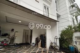 Rumah Mewah Dijual LT 225m2 di Kebayoran Baru, Jakarta Selatan Rumah Mewah Dijual LT 225m2 di Kebayoran Baru, Jakarta Selatan