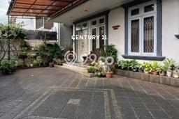 For Sale! Premium House LT 335m2 Desain Elegan di Pondok Indah For Sale! Premium House LT 335m2 Desain Elegan di Pondok Indah