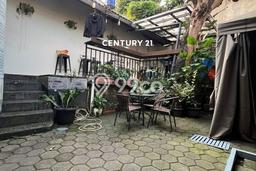 Dijual Rumah Mewah Elegan Dengan View Eksklusif di Pondok Indah, Jakarta Selatan Dijual Rumah Mewah Elegan Dengan View Eksklusif di Pondok Indah, Jakarta Selatan