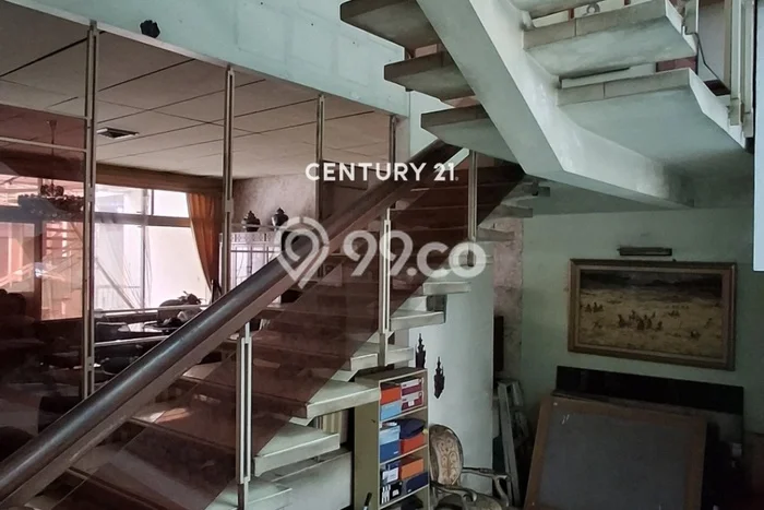 Rumah Eksklusif Dijual LT 891m2 di Kebayoran Lama, Jakarta Selatan Rumah Eksklusif Dijual LT 891m2 di Kebayoran Lama, Jakarta Selatan