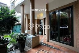 Jual Rumah Luas Megah Dengan View Eksklusif di Pondok Indah, Jakarta Selatan Jual Rumah Luas Megah Dengan View Eksklusif di Pondok Indah, Jakarta Selatan