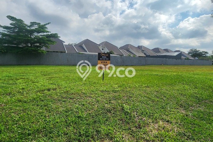Tanah Siap Bangun Dijual di Tangerang Punya Luas 300m2 Tanah Siap Bangun Dijual di Tangerang Punya Luas 300m2