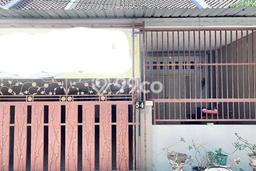 Rumah Modern Cantik 2 Kamar Siap Huni di Madiun Rumah Modern Cantik 2 Kamar Siap Huni di Madiun