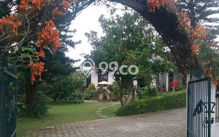 Tersedia Vila di , Ukuran 722m2m², Area Asri Tersedia Vila di , Ukuran 722m2m², Area Asri