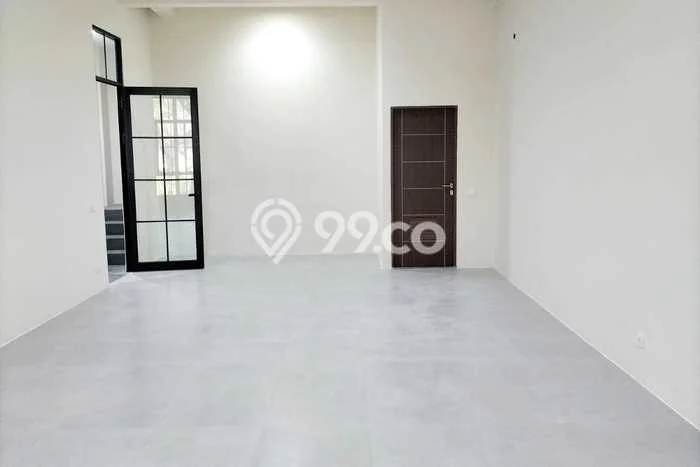 Unit Ruko Dijual di Surabaya LT 72m2 & LB 216m2 Unit Ruko Dijual di Surabaya LT 72m2 & LB 216m2
