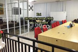 Disewakan Kantor di Kawasan Ramai Central Park Luas 136m2 Disewakan Kantor di Kawasan Ramai Central Park Luas 136m2