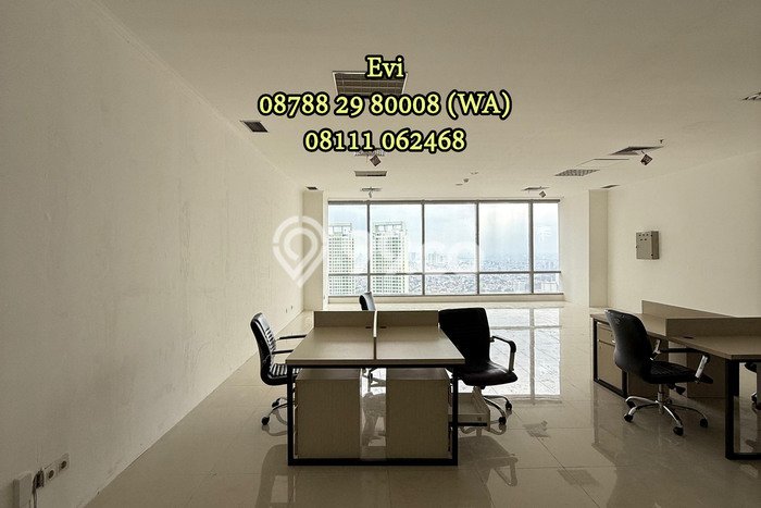 Disewakan Kantor di Kawasan Ramai Tanjung Duren Luas 136m2 Disewakan Kantor di Kawasan Ramai Tanjung Duren Luas 136m2