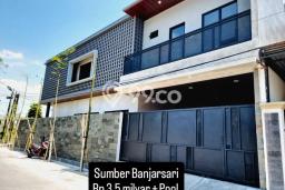 Hunian Eksklusif Siap Huni LT 200m2 di Banjarsari, Solo Hunian Eksklusif Siap Huni LT 200m2 di Banjarsari, Solo