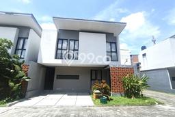 For Sale Rumah 3 Kamar Lokasi Ideal Bagus dan Strategis di Colomadu For Sale Rumah 3 Kamar Lokasi Ideal Bagus dan Strategis di Colomadu