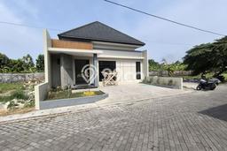 For Sale Rumah 3 Kamar Lokasi Ideal Nyaman dan Strategis di Colomadu For Sale Rumah 3 Kamar Lokasi Ideal Nyaman dan Strategis di Colomadu