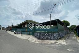 Dijual Rumah Premium dengan Fasilitas Sekitar Lengkap di Laweyan, Solo Dijual Rumah Premium dengan Fasilitas Sekitar Lengkap di Laweyan, Solo