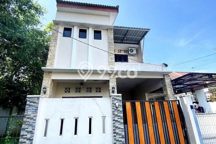 Hunian Cantik Modern Lb 150m2 di Solo Baru, Solo Hunian Cantik Modern Lb 150m2 di Solo Baru, Solo