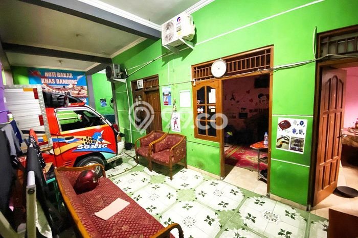 For Sale Rumah Mewah Exclusive di Banjarsari, Surakarta For Sale Rumah Mewah Exclusive di Banjarsari, Surakarta