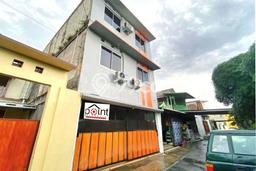 Rumah Kost untuk Dijual di Kartasura dengan 9 KT, 9 KM, Luas 300m2 Rumah Kost untuk Dijual di Kartasura dengan 9 KT, 9 KM, Luas 300m2