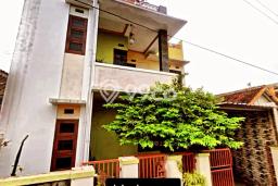 Jual Rumah Favorit Siap Huni LB 200m2 di Laweyan, Surakarta Jual Rumah Favorit Siap Huni LB 200m2 di Laweyan, Surakarta