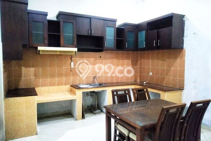 Rumah 4 KT 4 KM Lokasi Strategis di Jombor, Sleman Rumah 4 KT 4 KM Lokasi Strategis di Jombor, Sleman