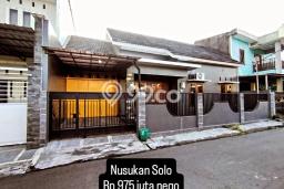 Rumah Modern Cantik 2 Kamar Bisa Langsung Pindah di Nusukan Rumah Modern Cantik 2 Kamar Bisa Langsung Pindah di Nusukan