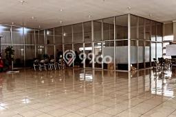 Unit Komersial Dijual di Serengan Solo Luas Tanah 707m2, Luas Bangunan 1204m2 Unit Komersial Dijual di Serengan Solo Luas Tanah 707m2, Luas Bangunan 1204m2
