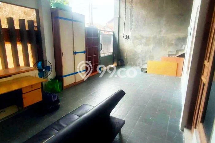 Unit Kost Dijual di Kawasan Laweyan Solo dengan 11 KT Unit Kost Dijual di Kawasan Laweyan Solo dengan 11 KT
