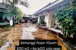 Kavling Tanah di Pasar Kliwon Dijual Luas 300m2 Legalitas SHM Kavling Tanah di Pasar Kliwon Dijual Luas 300m2 Legalitas SHM