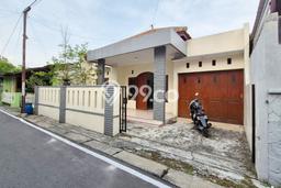 Rumah Modern Cantik 4 KT Siap Huni di Mangkubumen Rumah Modern Cantik 4 KT Siap Huni di Mangkubumen