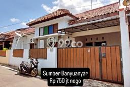 Hunian Cantik Modern Lb 120m2 di Banjarsari, Solo Hunian Cantik Modern Lb 120m2 di Banjarsari, Solo