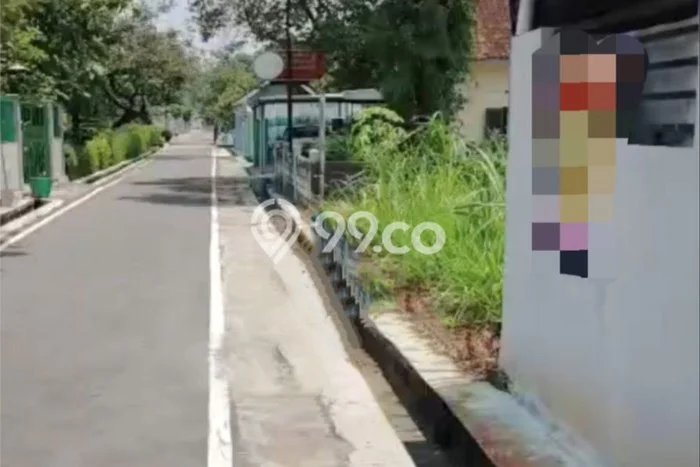 Jual Murah Rumah dengan 3 Kamar Tidur dan 1 Kamar Mandi di Kawasan Tasikmadu, Karanganyar Jual Murah Rumah dengan 3 Kamar Tidur dan 1 Kamar Mandi di Kawasan Tasikmadu, Karanganyar