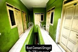 Dijual Segera Kost 14 Kamar, 4 Kamar Mandi di Grogol, Sukoharjo, Luas 174m2 Dijual Segera Kost 14 Kamar, 4 Kamar Mandi di Grogol, Sukoharjo, Luas 174m2