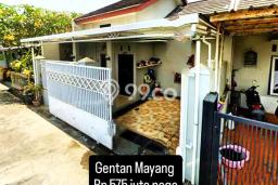 For Sale Rumah 2 Kamar Lokasi Ideal Bagus dan Strategis di Gentan For Sale Rumah 2 Kamar Lokasi Ideal Bagus dan Strategis di Gentan