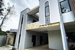 Rumah Kost untuk Dijual di Jebres dengan 9 KT, 9 KM, Luas 100m2 Rumah Kost untuk Dijual di Jebres dengan 9 KT, 9 KM, Luas 100m2