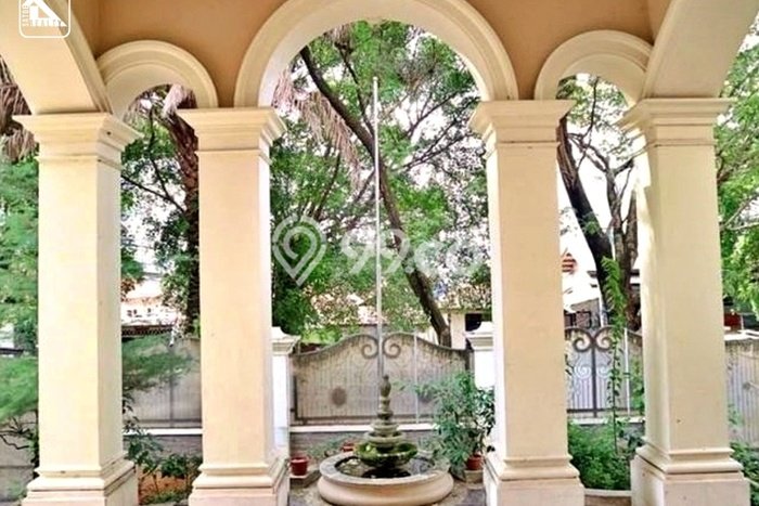 Hunian Mewah LB 1800m2 Siap Huni Desain Elegan di patra kuningan, Jakarta Selatan Hunian Mewah LB 1800m2 Siap Huni Desain Elegan di patra kuningan, Jakarta Selatan