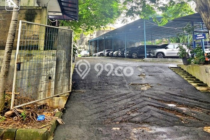 Jarang Ada! Tanah di Kebayoran Lama Punya Luas 1330m2 SHM Jarang Ada! Tanah di Kebayoran Lama Punya Luas 1330m2 SHM