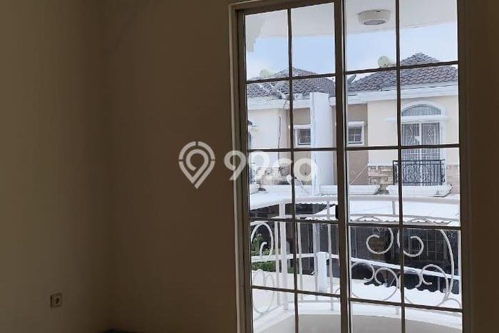 Rumah Cantik Siap Huni Di Cipondoh Luas 120m2 Aman Rumah Cantik Siap Huni Di Cipondoh Luas 120m2 Aman