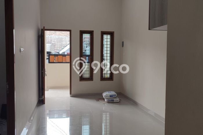 Rumah Modern Cantik 2 KT Bisa Langsung Pindah di Cipondoh Rumah Modern Cantik 2 KT Bisa Langsung Pindah di Cipondoh