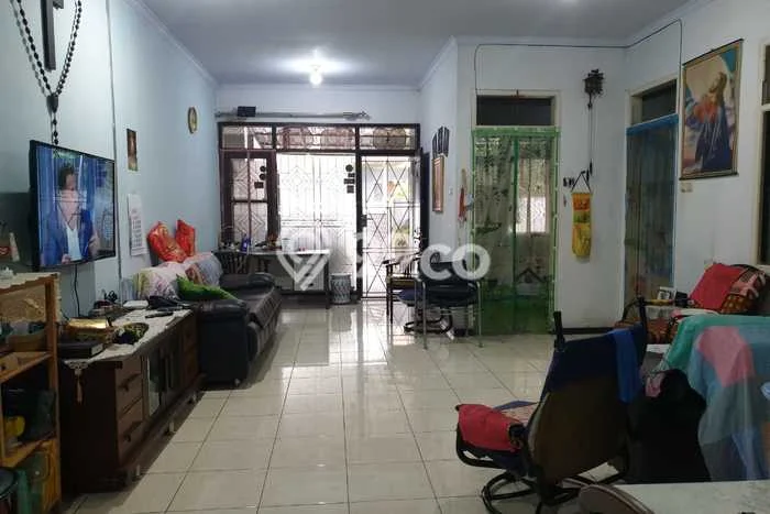 Rumah Strategis Minimalis Lb 130m2 di Karang Tengah, Tangerang Rumah Strategis Minimalis Lb 130m2 di Karang Tengah, Tangerang