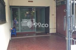 Lokasi strategis! Rumah siap huni disewakan di Cipondoh LB 120m2 Lokasi strategis! Rumah siap huni disewakan di Cipondoh LB 120m2
