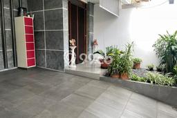 PROMO SPESIAL! Jual Rumah Berkualitas di Karang Tengah, Tangerang, LT 112m² Luas Bangunan 150m² PROMO SPESIAL! Jual Rumah Berkualitas di Karang Tengah, Tangerang, LT 112m² Luas Bangunan 150m²