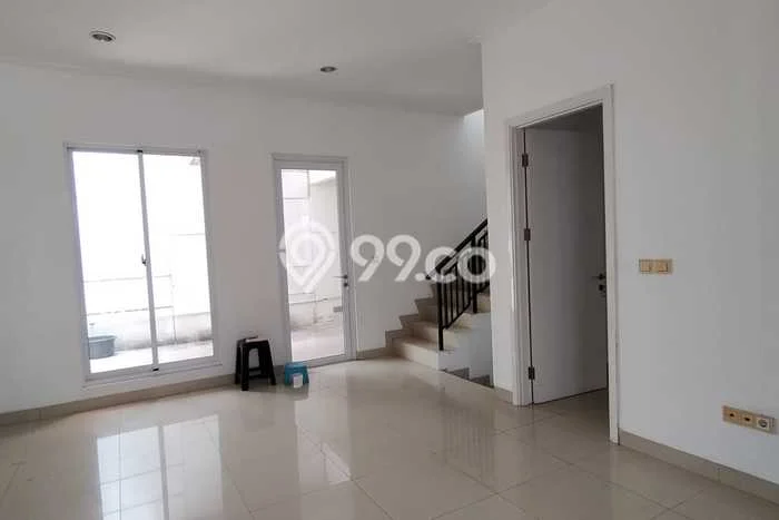 Disewakan Segera Rumah Kondisi Baik di Area Cipondoh, Tangerang Disewakan Segera Rumah Kondisi Baik di Area Cipondoh, Tangerang