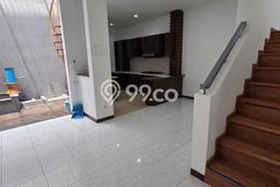 Disewakan segera rumah minimalis strategis 4 Kamar di Karang Tengah, Tangerang Disewakan segera rumah minimalis strategis 4 Kamar di Karang Tengah, Tangerang