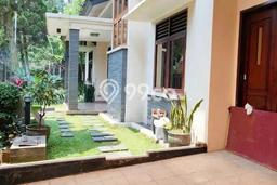For Sale! Premium House LT 315m2 Desain Elegan di Pasteur For Sale! Premium House LT 315m2 Desain Elegan di Pasteur