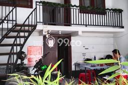 Hunian Mewah LB 350m2 Siap Pakai Desain Elegan di Asia Afrika, Bandung Hunian Mewah LB 350m2 Siap Pakai Desain Elegan di Asia Afrika, Bandung