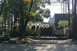 For Sale! Luxury House LT 643m2 Desain Elegan di Gatot Subroto For Sale! Luxury House LT 643m2 Desain Elegan di Gatot Subroto