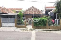 For Sale! Premium House LT 220m2 Desain Elegan di Turangga For Sale! Premium House LT 220m2 Desain Elegan di Turangga